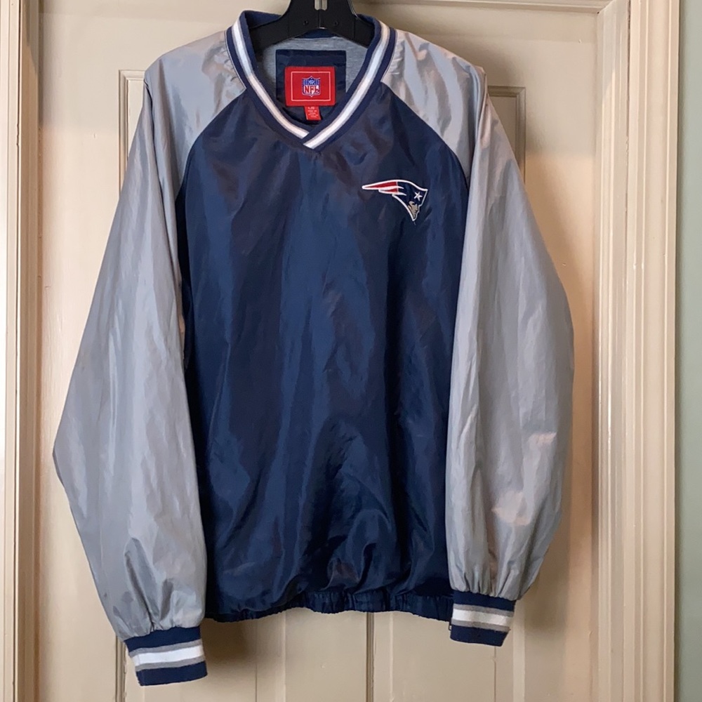 NEW ENGLAND PATRIOTS champion windbreaker- VGC